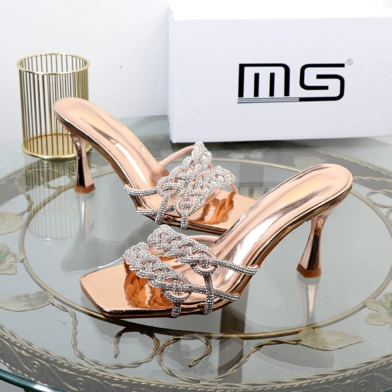 Elegantly Styled Sandals for Everyday Wear