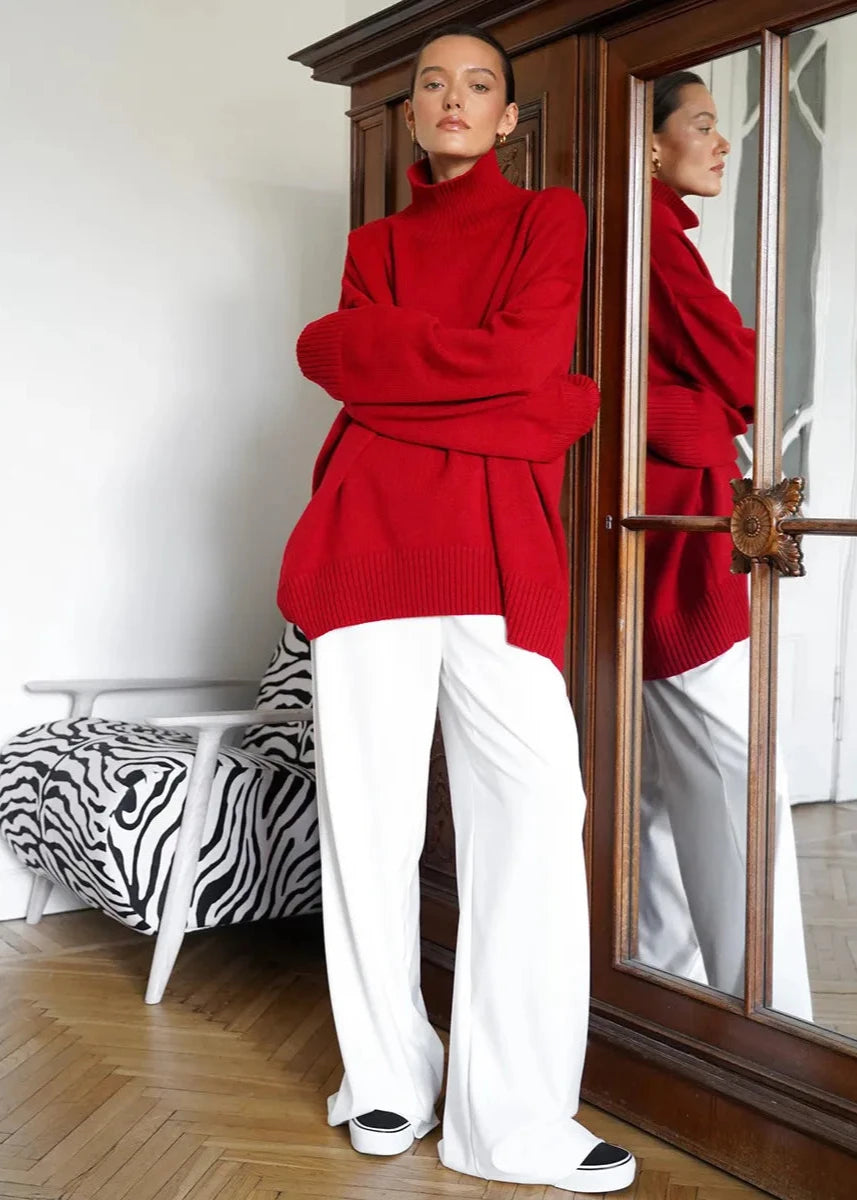 Effortlessly Elegant Sweater with a Timeless Design