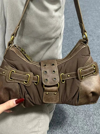 Beautifully Finished Bag in a Timeless Design