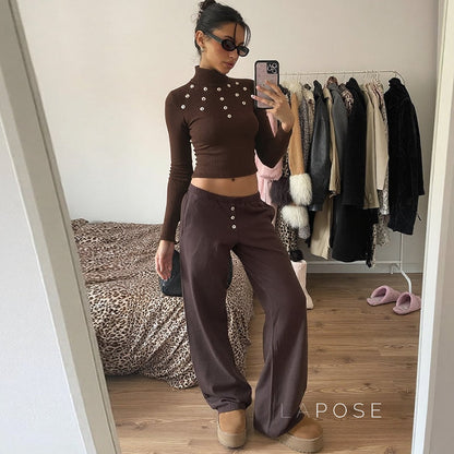 Well Tailored Top with a Graceful Silhouette