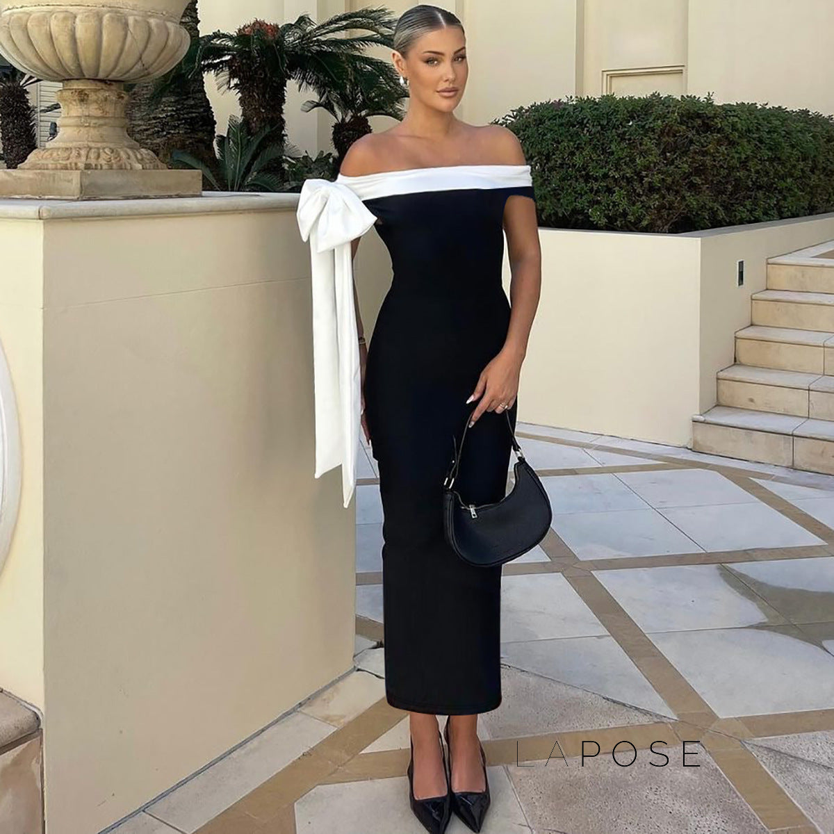 Effortlessly Elegant Dress with a Timeless Design