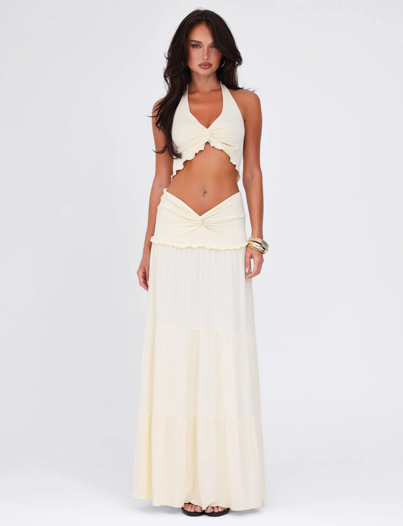 Gracefully Styled Garment for Any Occasion