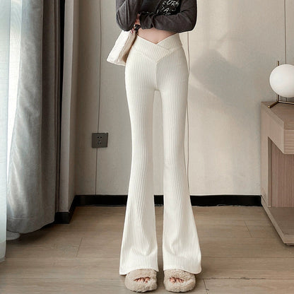 Sophisticated Pants with a Clean Classic Look