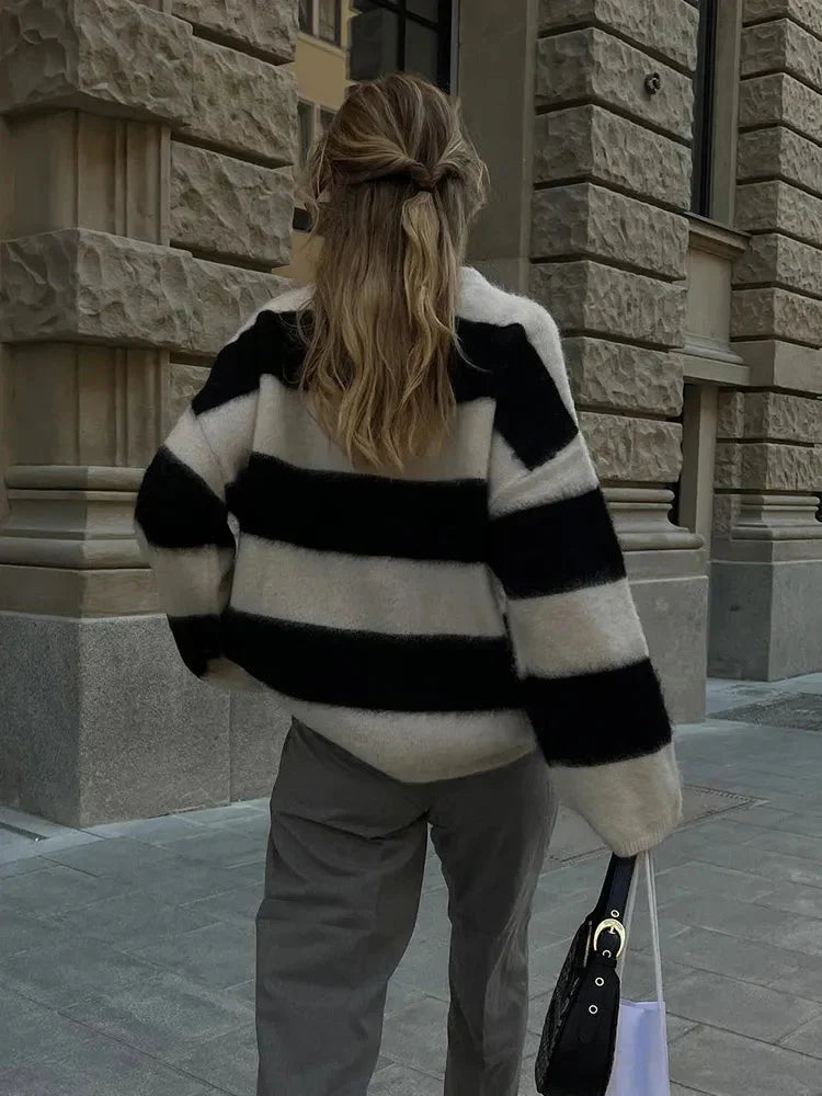 Beautifully Crafted Sweater in a Classic Style