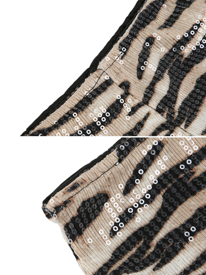 Effortlessly Elegant Garment with a Timeless Design
