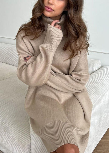 Classic Vintage Sweater with a Flattering Fit