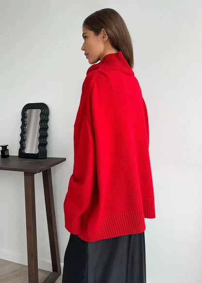 Effortlessly Elegant Sweater with a Timeless Design