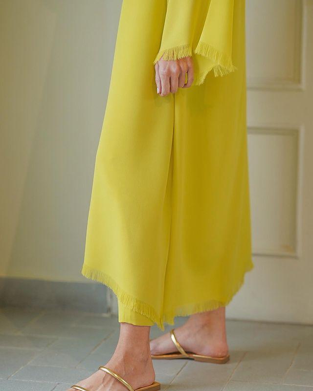 Gracefully Styled Garment for Any Occasion