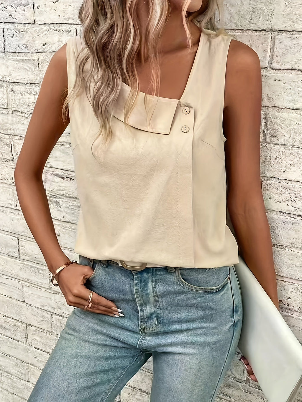 Classic Vintage Top with a Flattering Fit