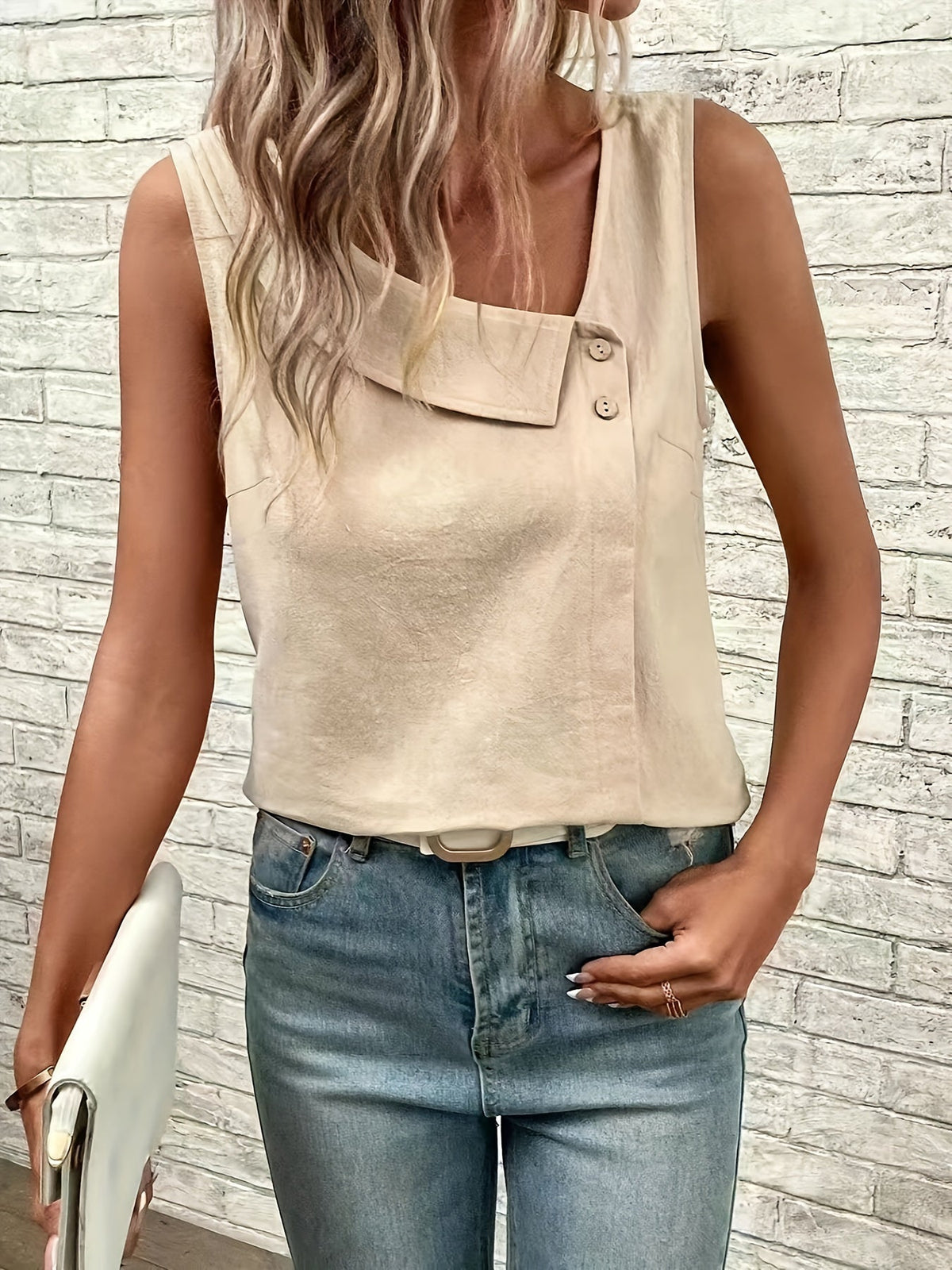 Classic Vintage Top with a Flattering Fit