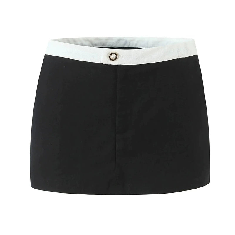 Effortlessly Elegant Garment with a Timeless Design