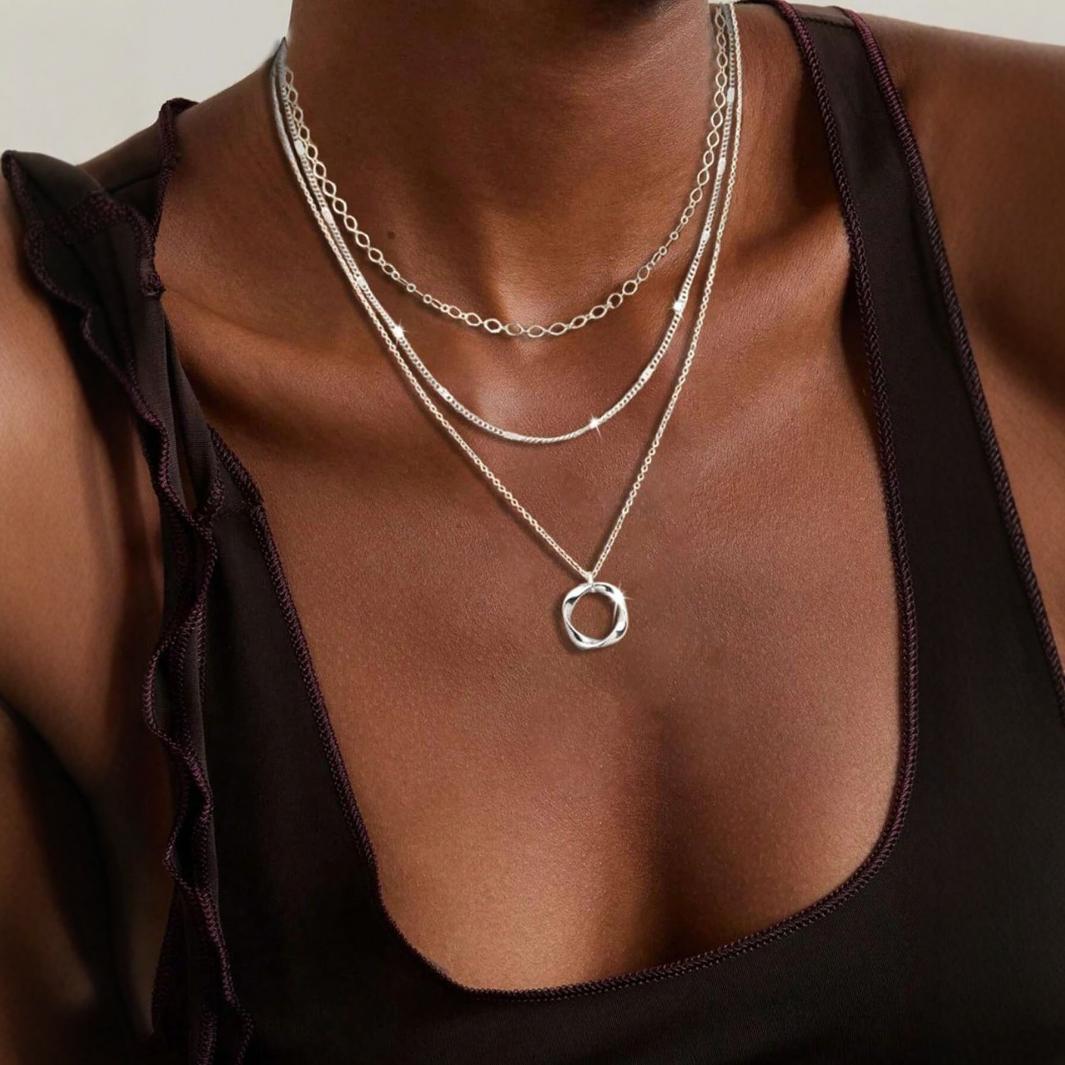 Gracefully Styled Garment for Any Occasion