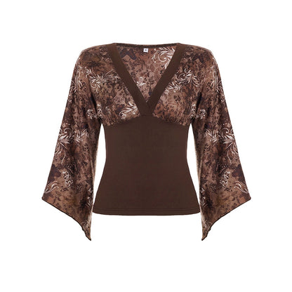 Well Tailored Top with a Graceful Silhouette