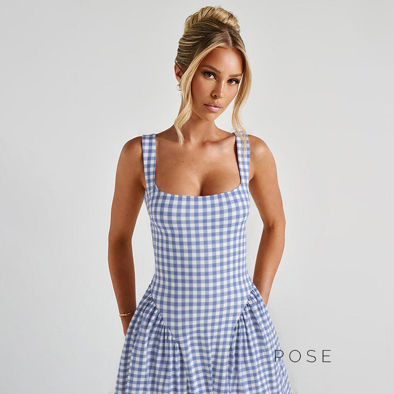 Classic Vintage Dress with a Flattering Fit