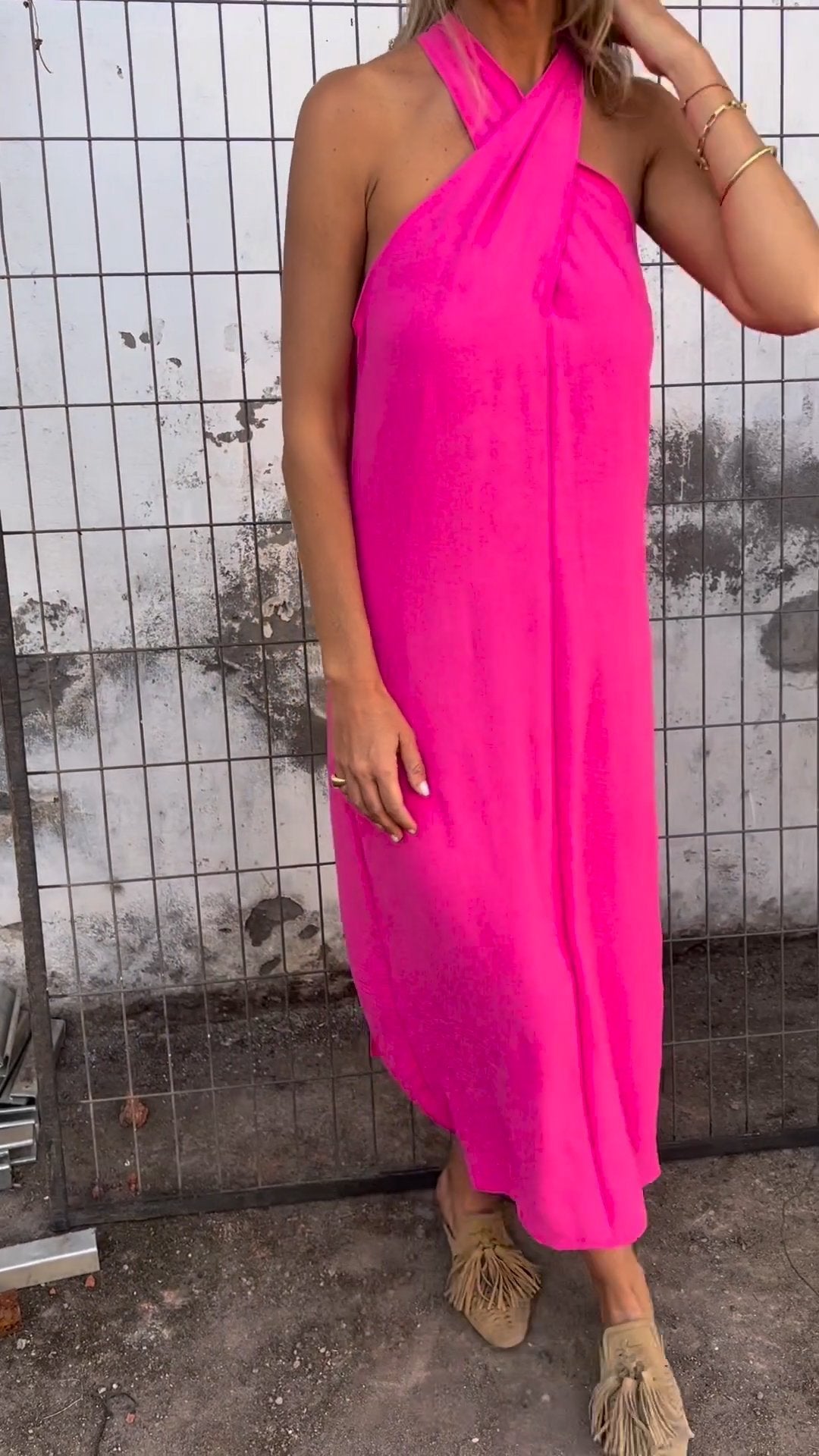 Classic Vintage Dress with a Flattering Fit