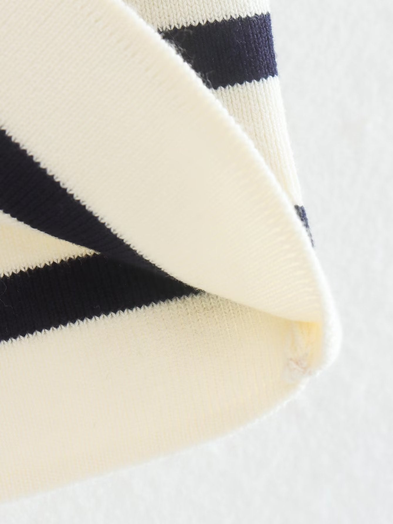 Beautifully Finished Top in a Timeless Design