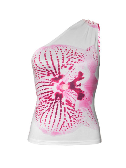 Effortlessly Elegant Top with a Timeless Design