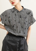 Classic Vintage Shirt with a Flattering Fit