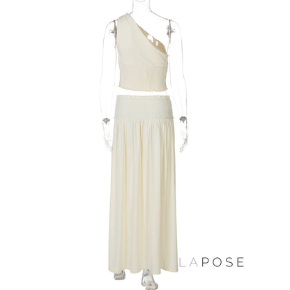 Gracefully Styled Garment for Any Occasion