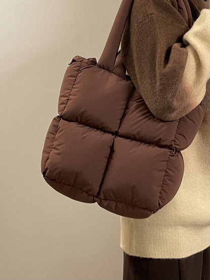 Classic Vintage Bag with a Flattering Fit