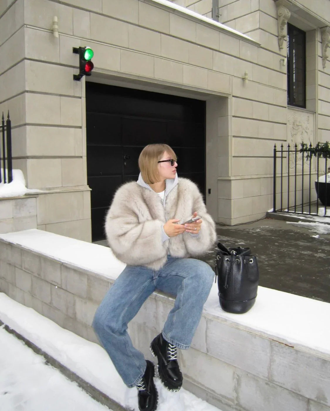 Effortlessly Elegant Coat with a Timeless Design