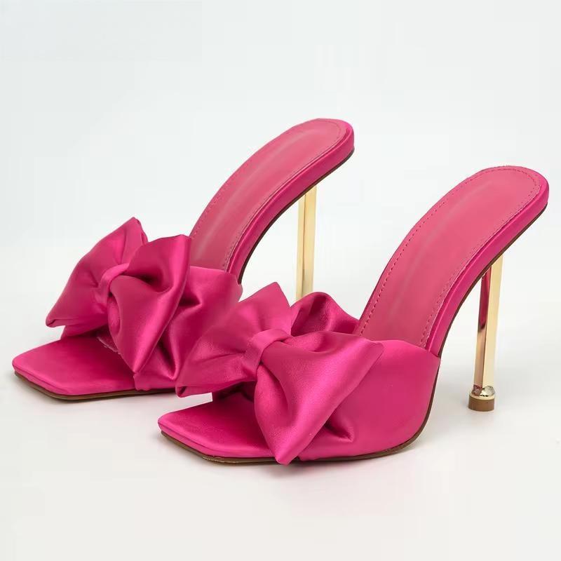 Classic Vintage Heels with a Flattering Fit
