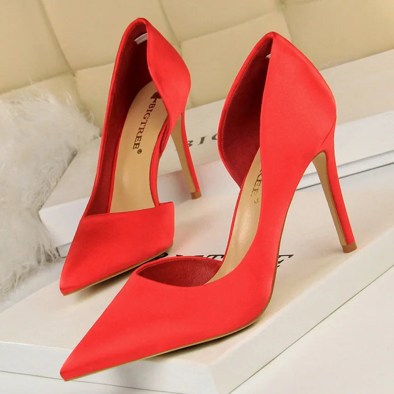 Gracefully Styled Heels for Any Occasion