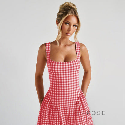 Classic Vintage Dress with a Flattering Fit
