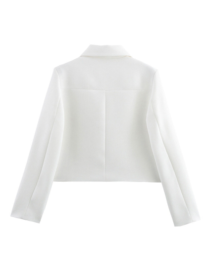 Gracefully Styled Jacket for Any Occasion