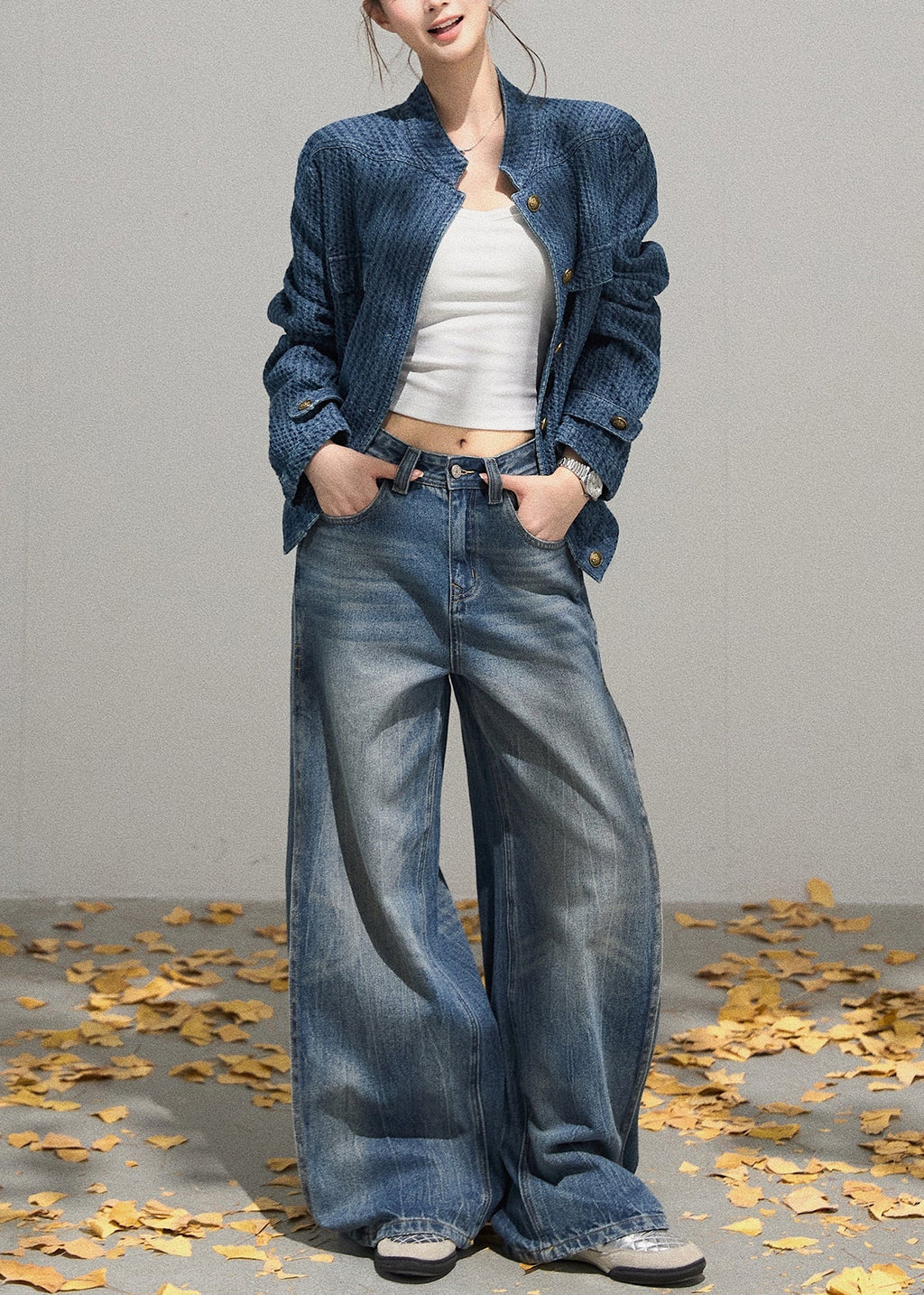 Effortlessly Elegant Jacket with a Timeless Design