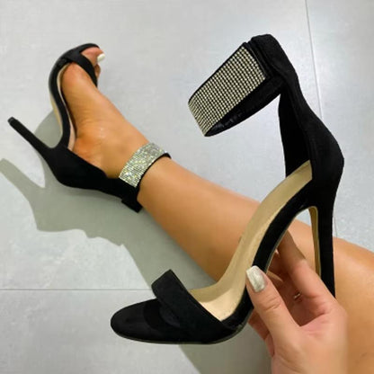 Elegantly Styled Heels for Everyday Wear