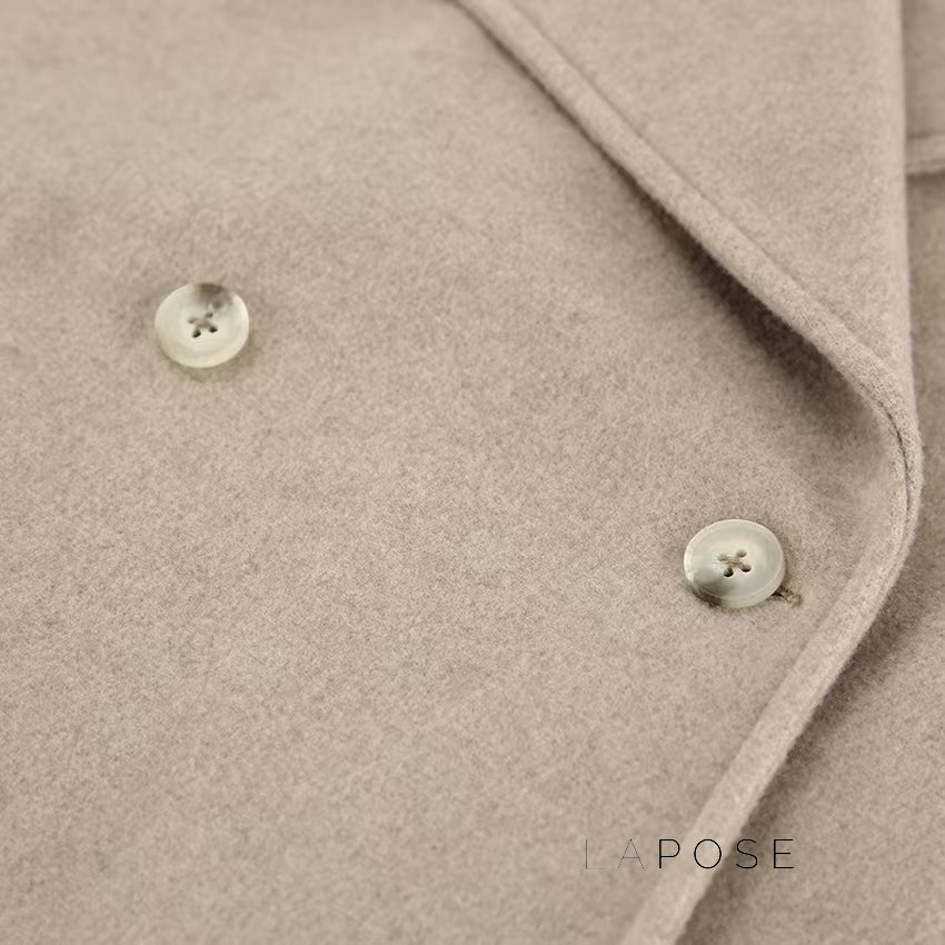 Elegantly Styled Jacket for Everyday Wear