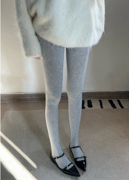 Sophisticated Garment with a Clean Classic Look
