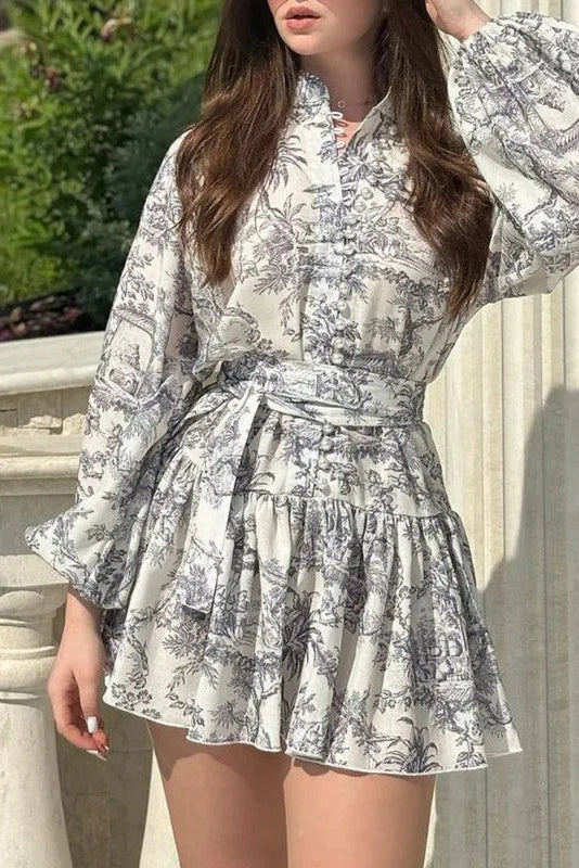 Classic Vintage & Enduringly Stylish Dress
