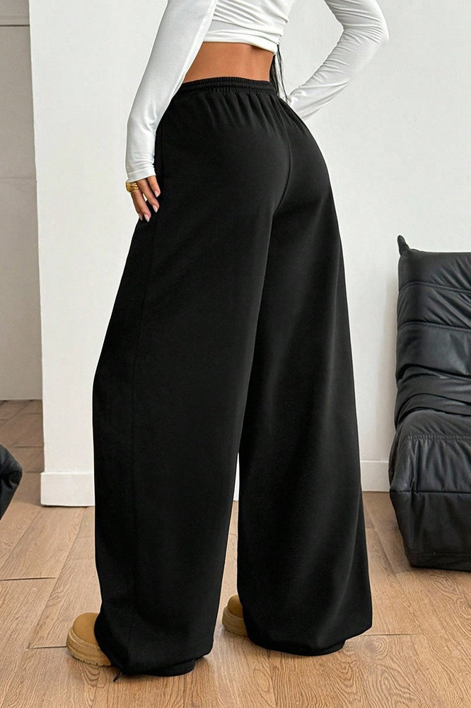 Gracefully Styled Pants for Any Occasion