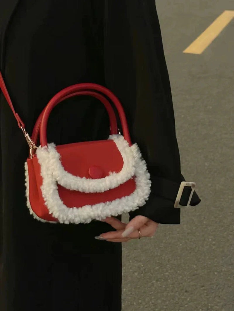 Elegantly Styled Bag for Everyday Wear