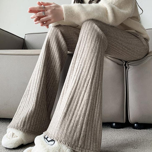 Vintage Inspired Pants with a Contemporary Edge