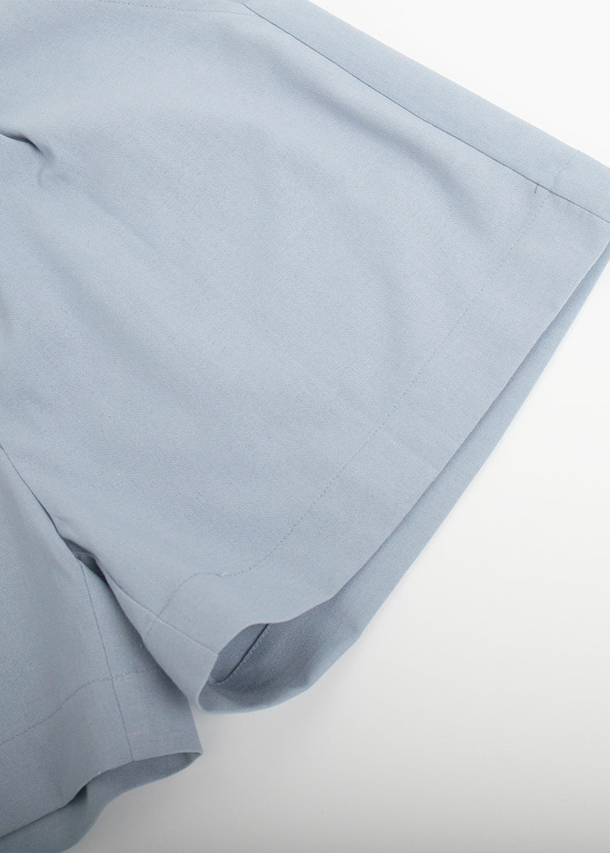 Effortlessly Elegant Garment with a Timeless Design