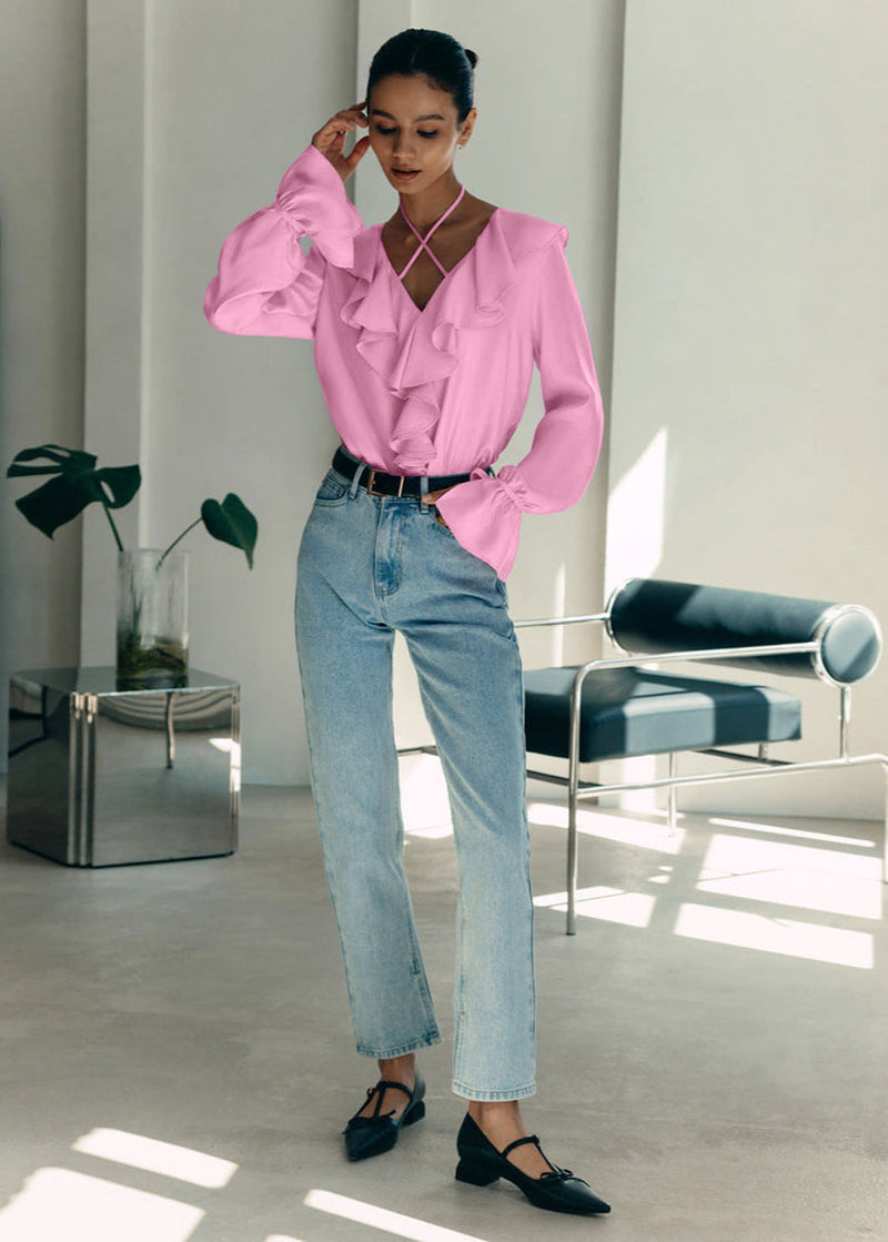 Classic Vintage Blouse with a Flattering Fit