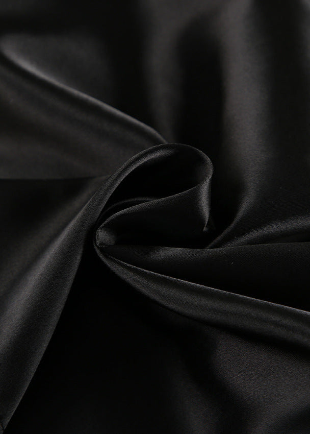 Well Tailored Garment with a Graceful Silhouette