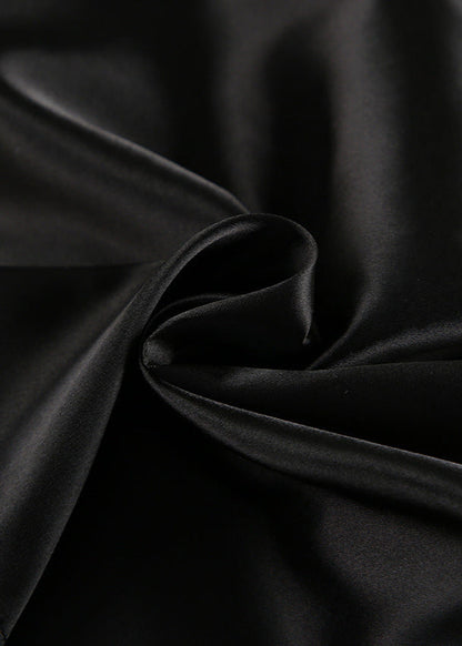 Well Tailored Garment with a Graceful Silhouette