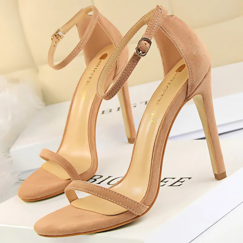 A Vintage Style Sandals with Delicate Timeless Details