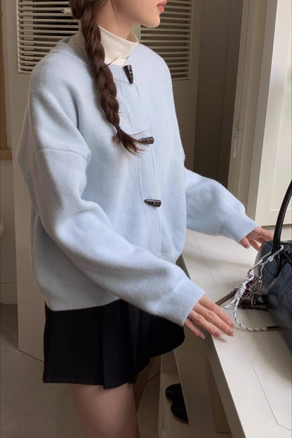 Gracefully Designed Cardigan