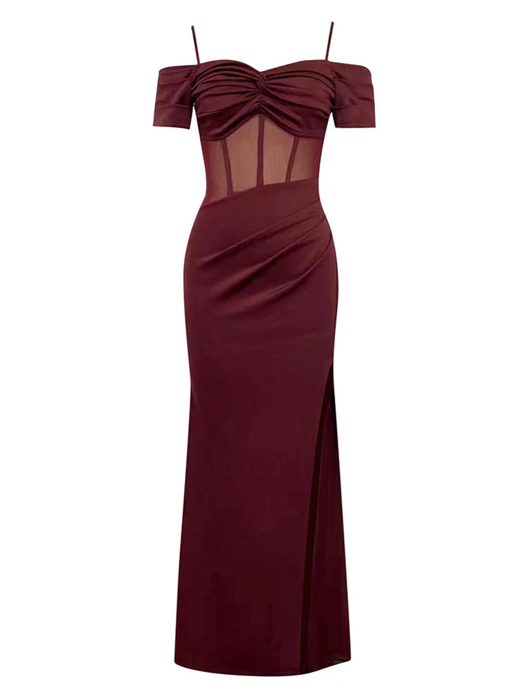 Beautifully Finished Garment in a Timeless Design
