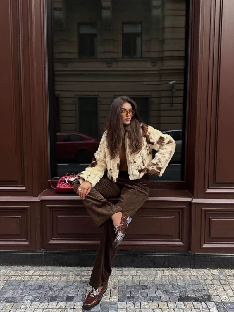 Classic Vintage & Enduringly Stylish Coat