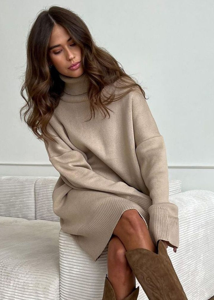 Classic Vintage Sweater with a Flattering Fit