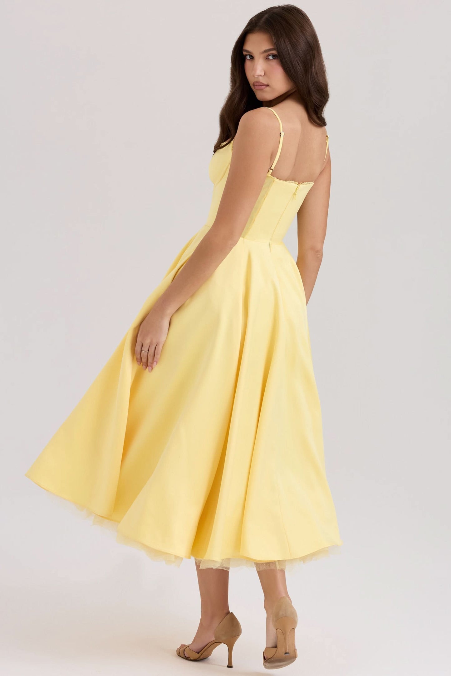 Gracefully Styled Dress for Any Occasion