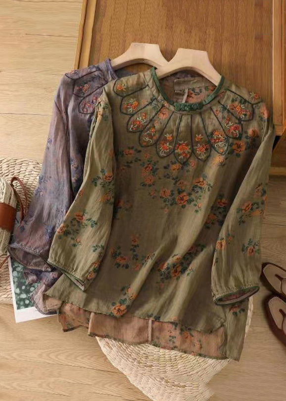 Beautifully Crafted Blouse in a Classic Style