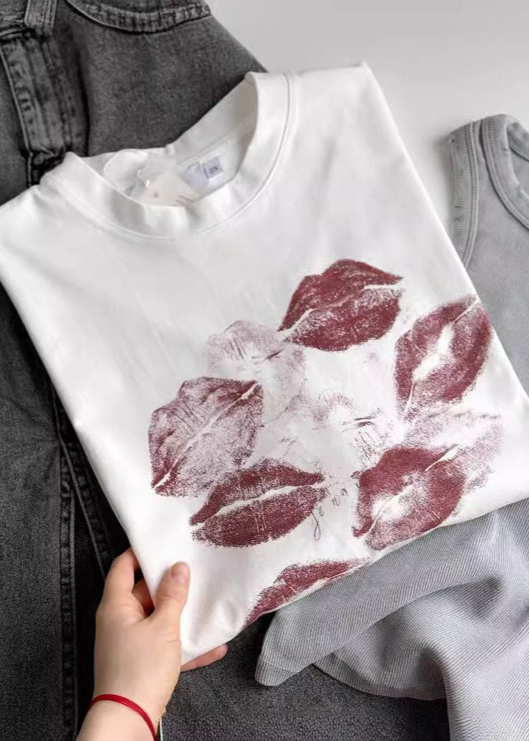 Beautifully Finished T-Shirt in a Timeless Design
