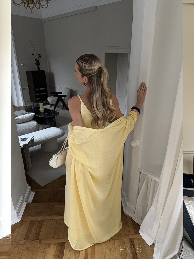 Beautifully Crafted Cardigan in a Classic Style